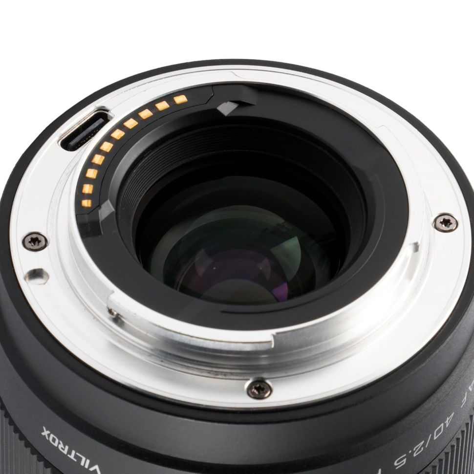 Обʼєктив Viltrox AF 40mm f/2.5 FE для Sony E Full Frame. Ціна 7